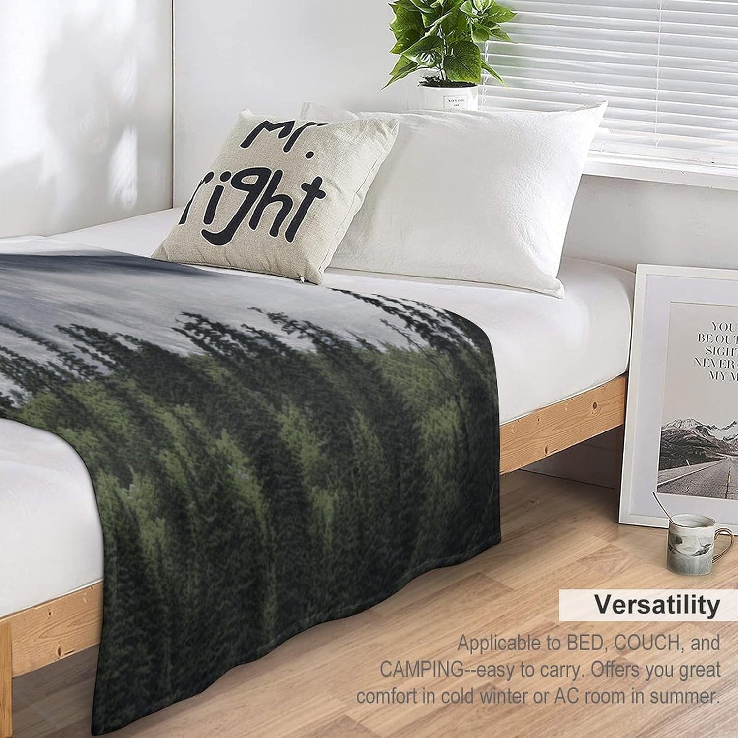 Canadian Smokey Mountain Cliff Fleece Blanket Super Soft Cozy Throw Blanket Lightweight Flannel Blankets Warm Plush Throw Blankets Luxury Fall Couch Blankets for Bed Sofa Travel Camping 60"x80"